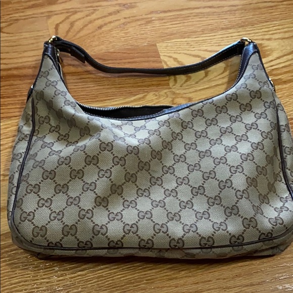 gucci pocketbook